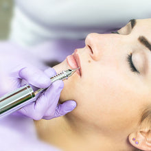 Laden Sie das Bild in den Galerie-Viewer, Gutschein Kosmetikbehandlung - Schweitzer Onlineshop